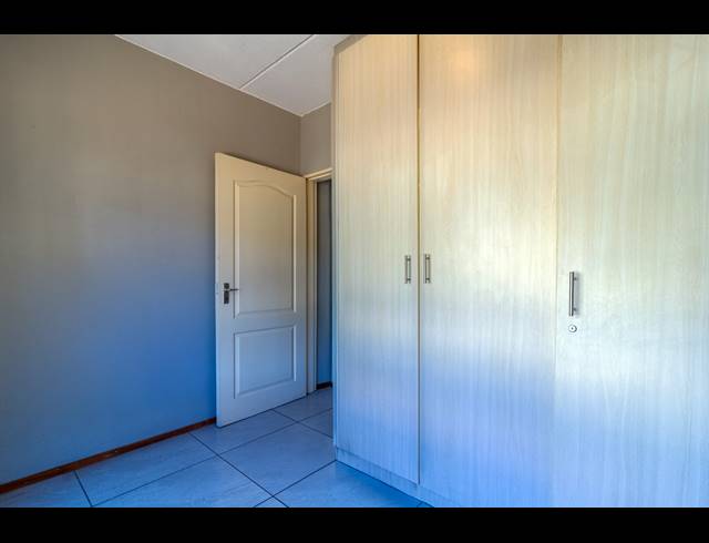 2 BEDROOM APARTMENT FOR SALE IN HONEYDEW GROVE